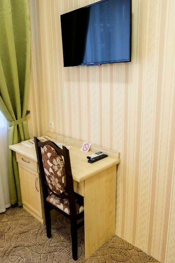 Hotel Оздоровчий Комплекс Гайки Заїзд Провулок Сухий Яр 12 à Jytomyr Extérieur photo