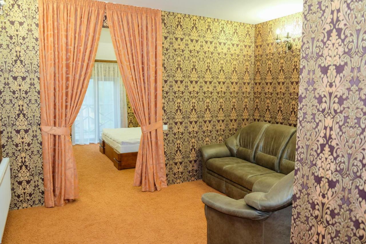 Hotel Оздоровчий Комплекс Гайки Заїзд Провулок Сухий Яр 12 à Jytomyr Extérieur photo