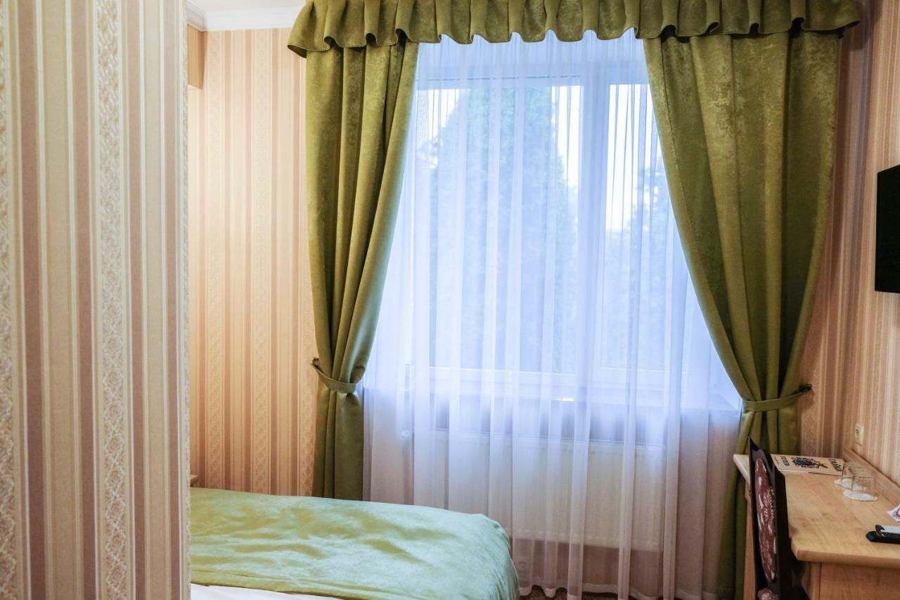 Hotel Оздоровчий Комплекс Гайки Заїзд Провулок Сухий Яр 12 à Jytomyr Extérieur photo